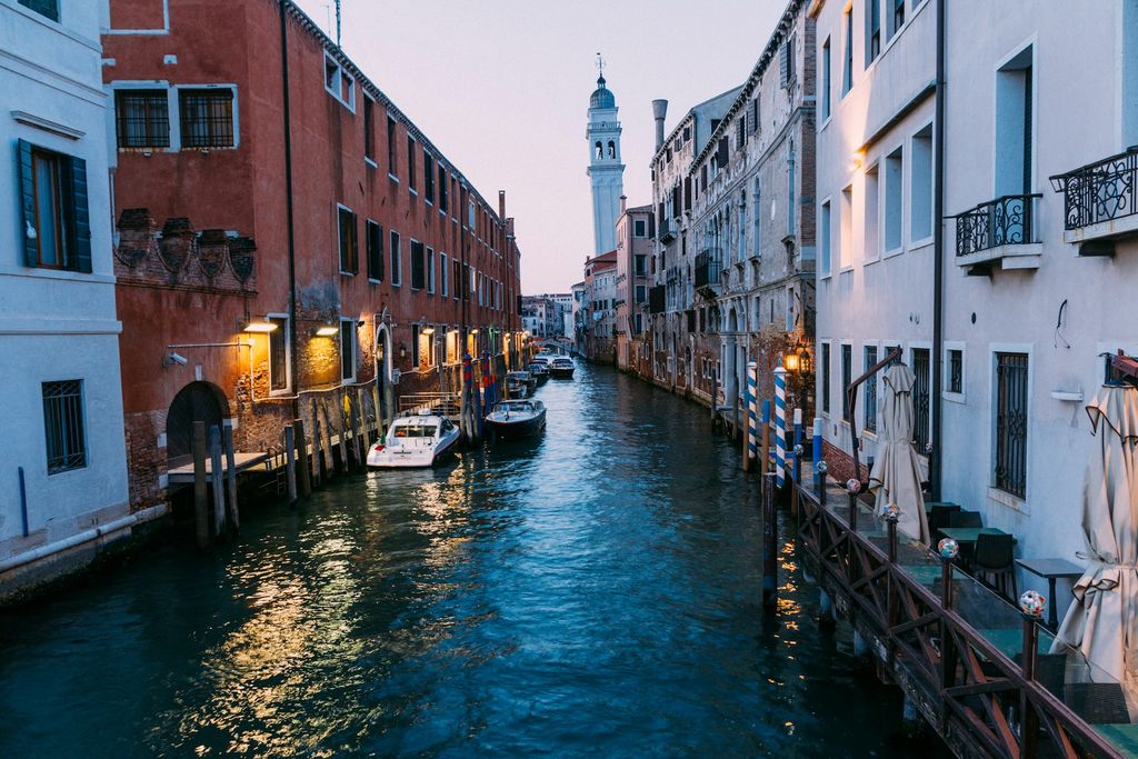 Un canal de Venecia