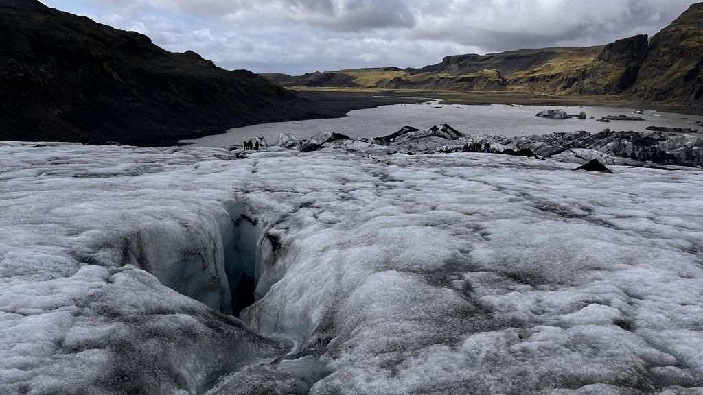 Foto de fisura en un glaciar