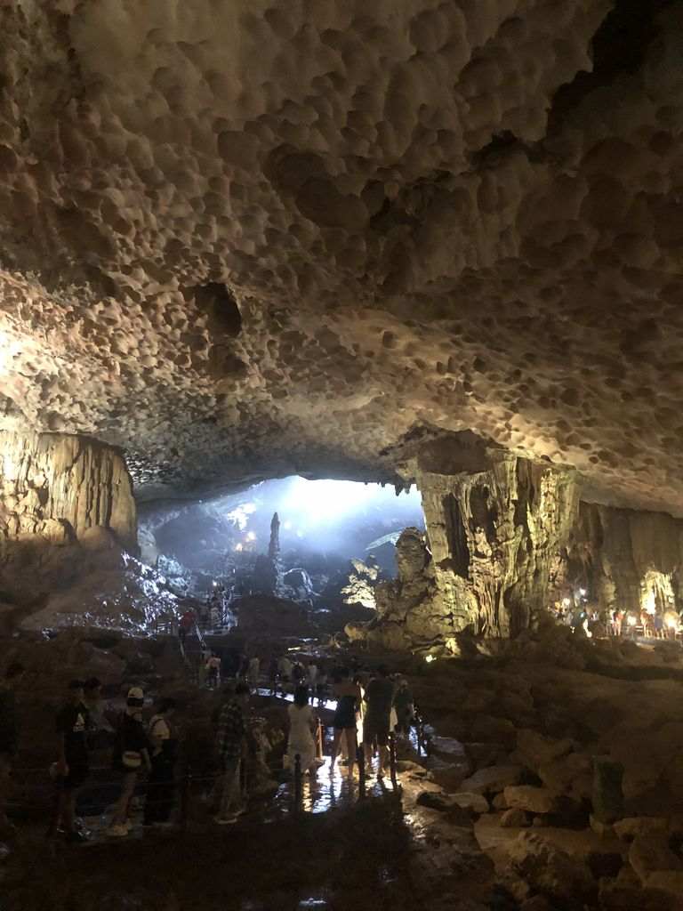 Cueva en Ha-Long