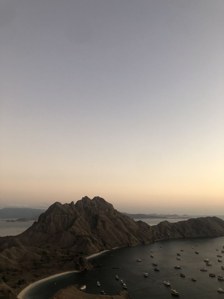 Amanecer en Komodo