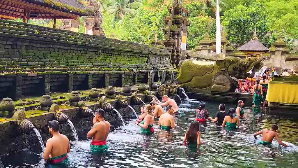 Templo de Tirta Empul
