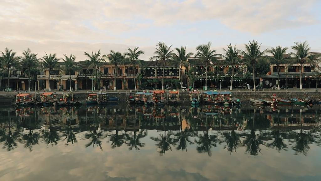 Vista de Hoi An desde el otro lado del río