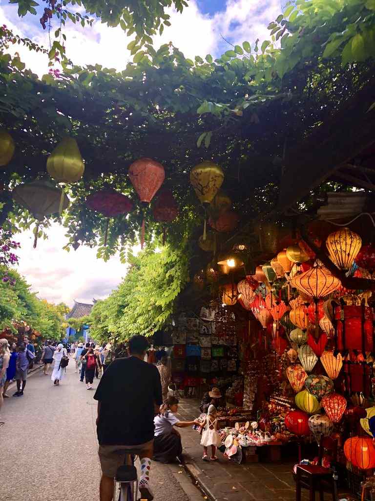 Paseo en bicicleta por el casco histórico de Hoi An