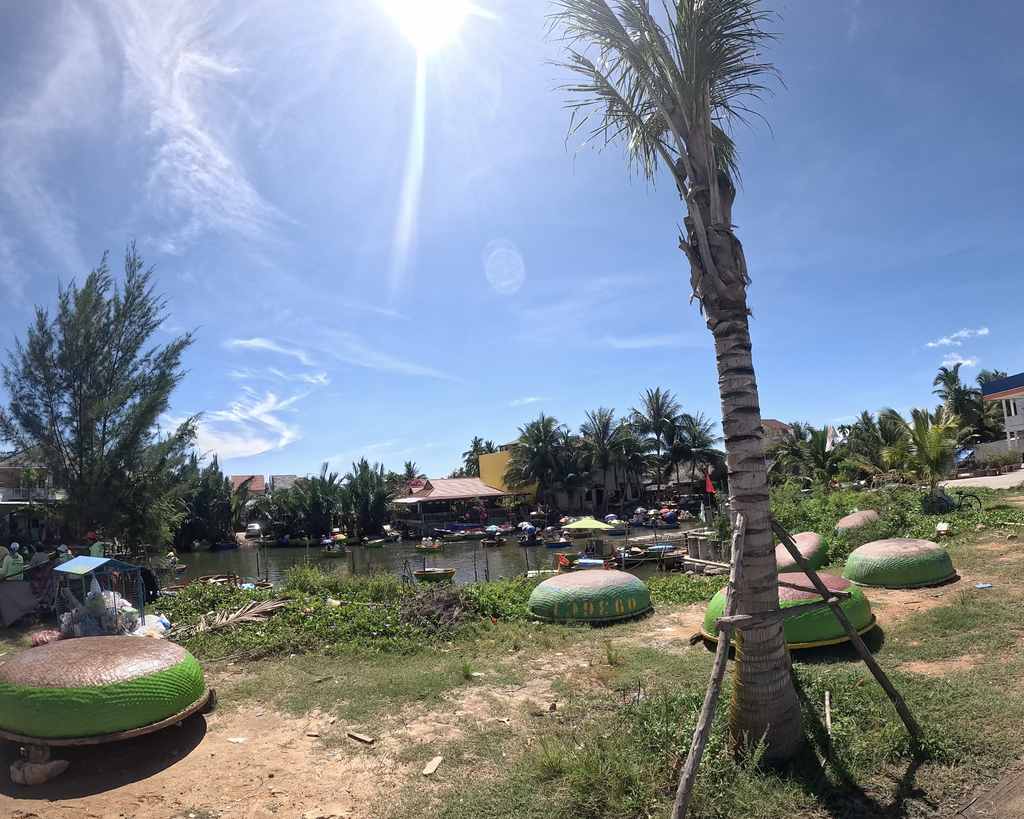Hoi An Basket Boat vistas desde la costa