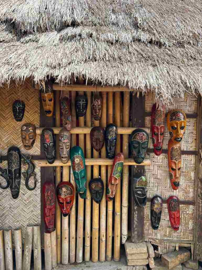 Souvenirs tradicionales en Sade Village en Lombok
