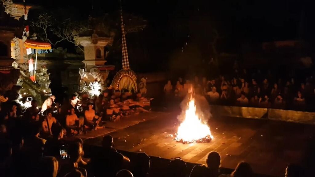 Danza Kecak en Ubud