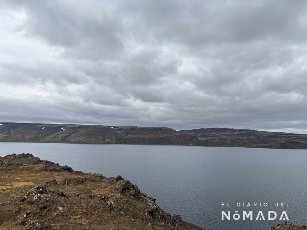 ago Kleifarvatn en Islandia
